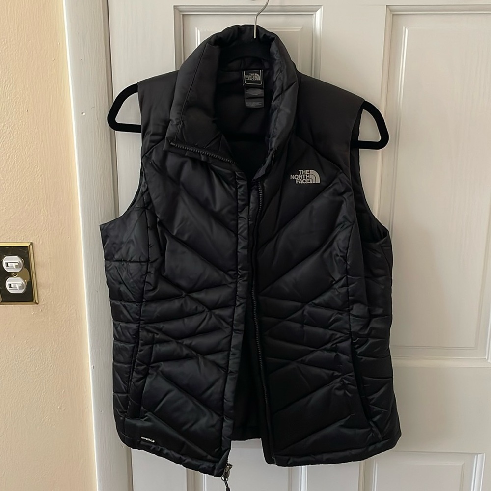 Women’s North Face vest